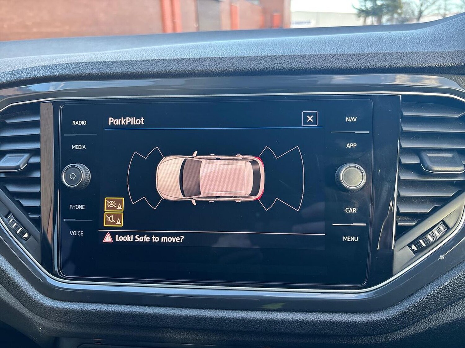 Used Volkswagen T-Roc 2019 for sale - 77003688: Photo 23