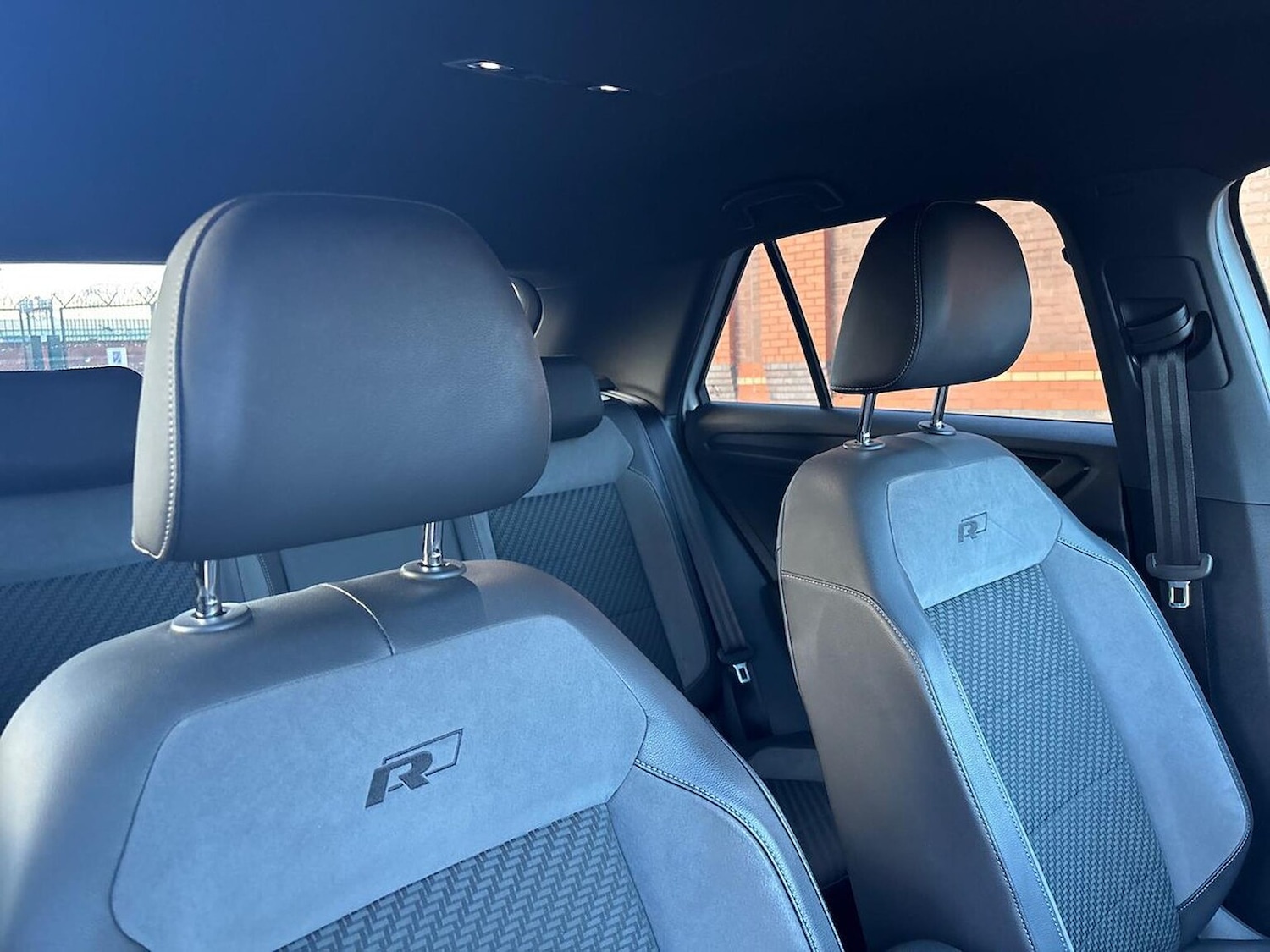 Used Volkswagen T-Roc 2019 for sale - 77003688: Photo 31