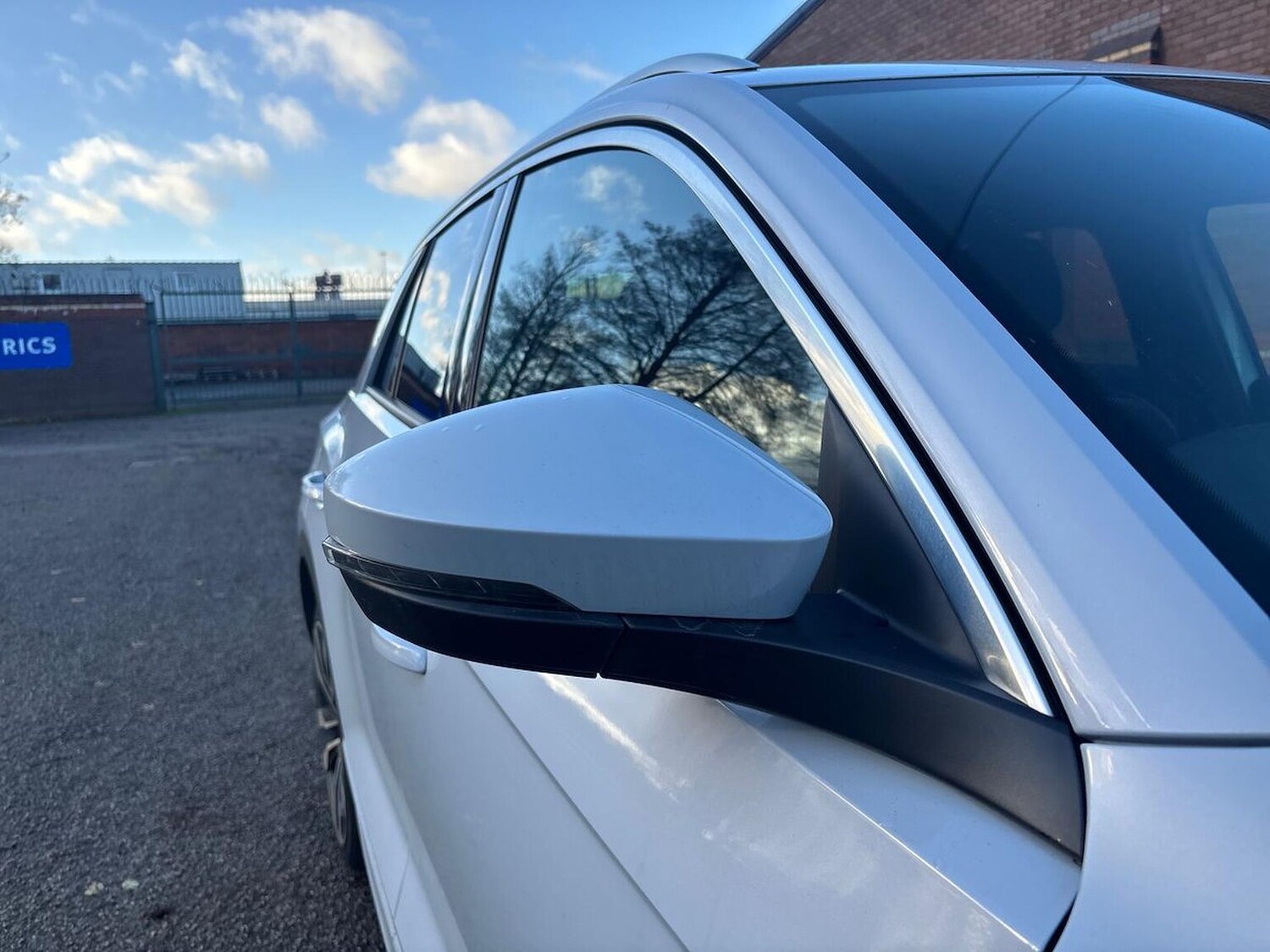 Used Volkswagen T-Roc 2019 for sale - 77003688: Photo 37