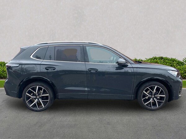 Used Volkswagen Tiguan 2025 for sale - 76292998: Photo 3