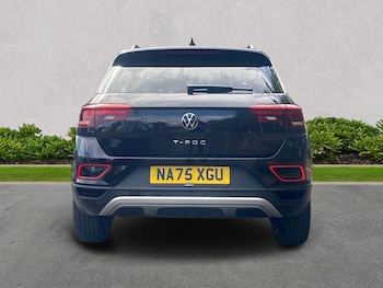 Used Volkswagen T-Roc 2025 for sale - 79297909: Photo