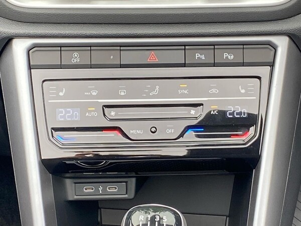 Used Volkswagen T-Roc 2025 for sale - 75505304: Photo 12
