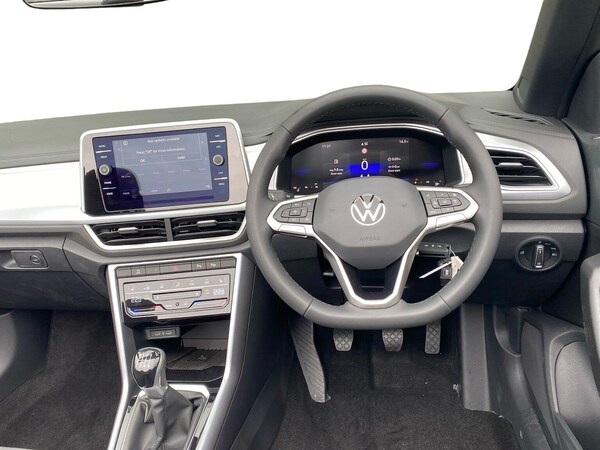 Used Volkswagen T-Roc 2025 for sale - 75505304: Photo 9