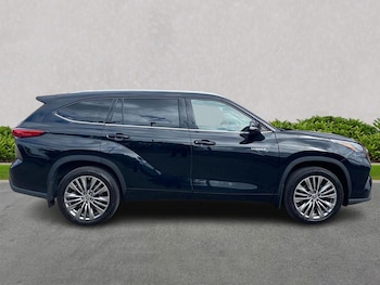 Used Toyota Highlander 2021 for sale - 75505299: Photo