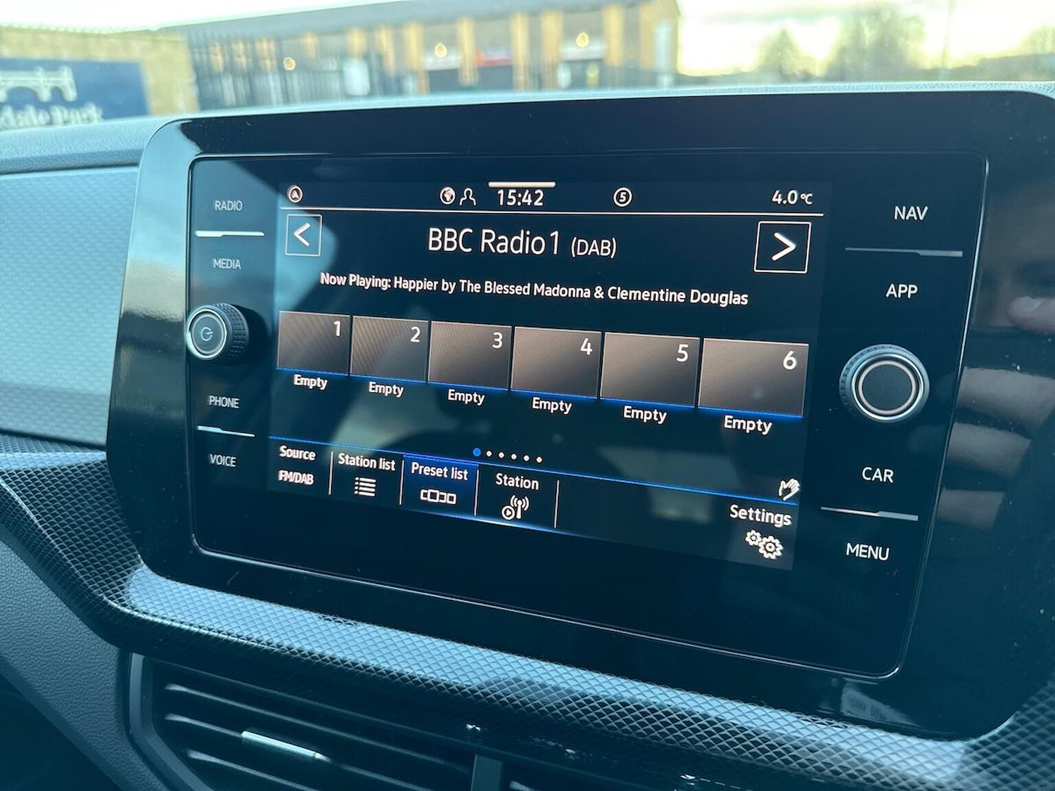 Used Volkswagen T-Cross 2025 for sale - 77528875: Photo 11