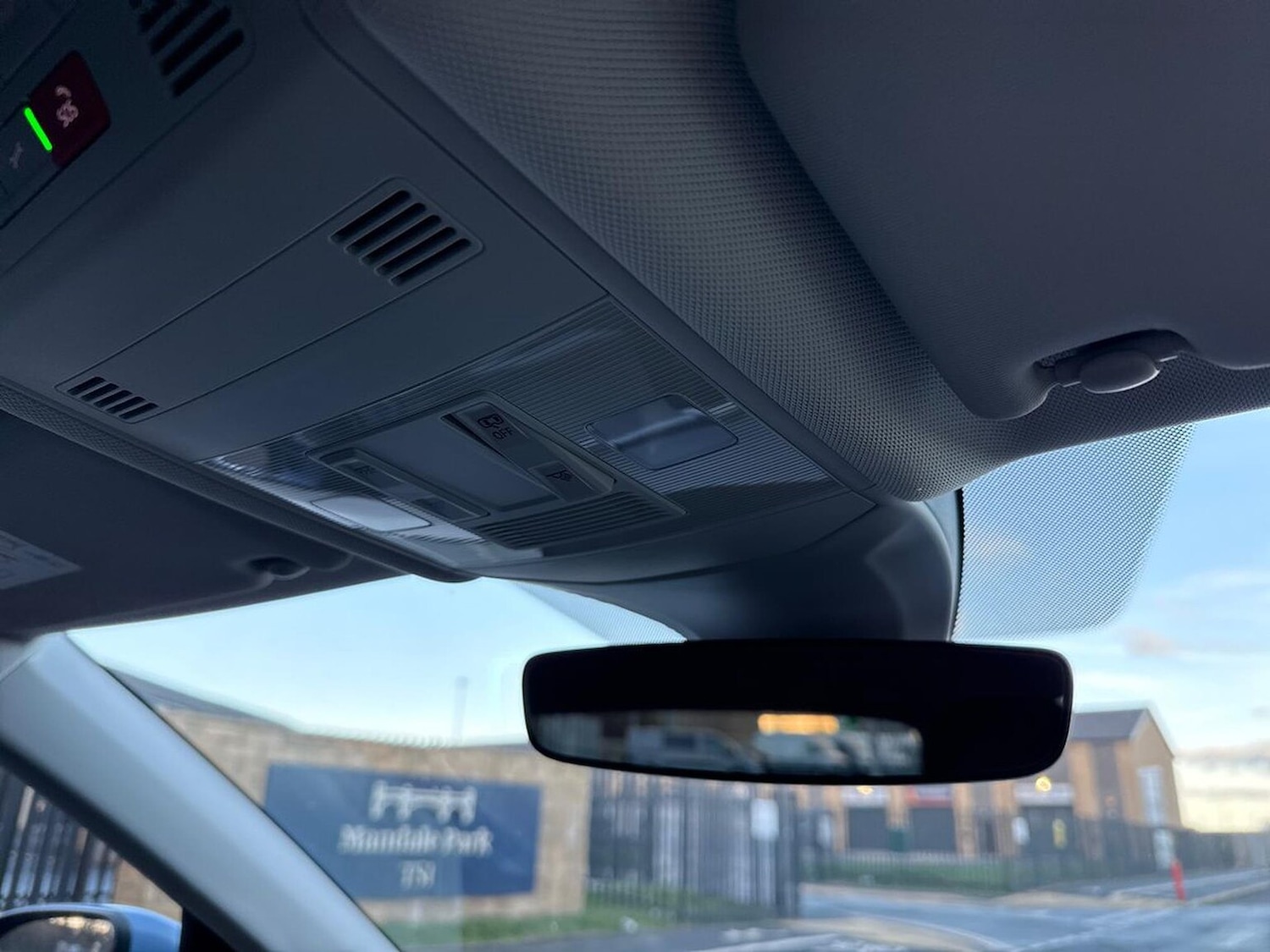 Used Volkswagen T-Cross 2025 for sale - 77528875: Photo 14