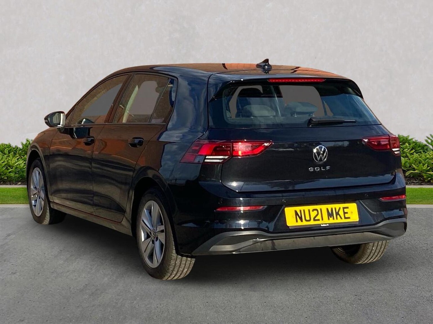 Used Volkswagen Golf 2021 for sale - 76225008: Photo 2