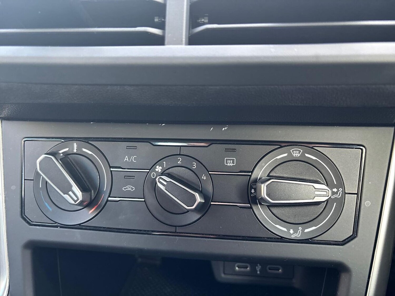 Used Volkswagen Polo 2024 for sale - 78195456: Photo 12