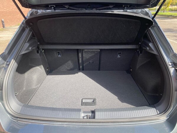 Used Volkswagen T-Roc 2025 for sale - 75994951: Photo 17