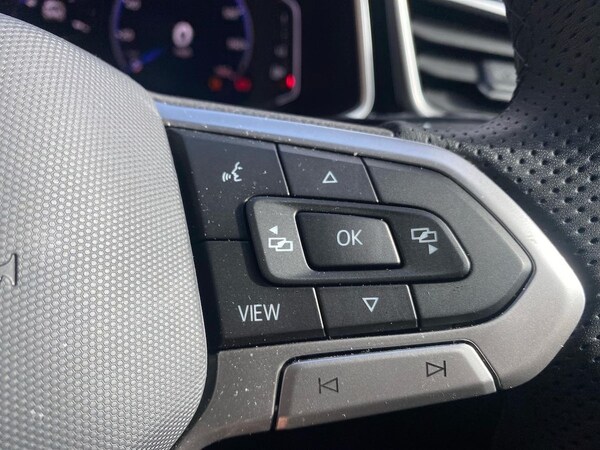 Used Volkswagen T-Roc 2025 for sale - 75994951: Photo 26