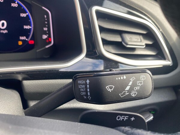 Used Volkswagen T-Roc 2025 for sale - 75994951: Photo 28