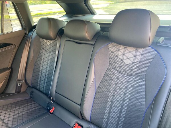 Used Volkswagen Passat 2025 for sale - 76225000: Photo 16