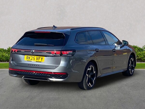 Used Volkswagen Passat 2025 for sale - 76225000: Photo 18
