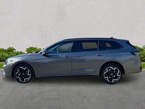 Used Volkswagen Passat 2025 for sale - 76225000: Photo 19