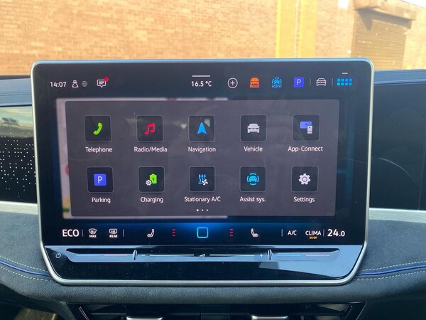 Used Volkswagen Passat 2025 for sale - 76225000: Photo 25