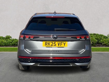 Used Volkswagen Passat 2025 for sale - 76225000: Photo 4