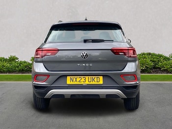 Used Volkswagen T-Roc 2023 for sale - 79445115: Photo
