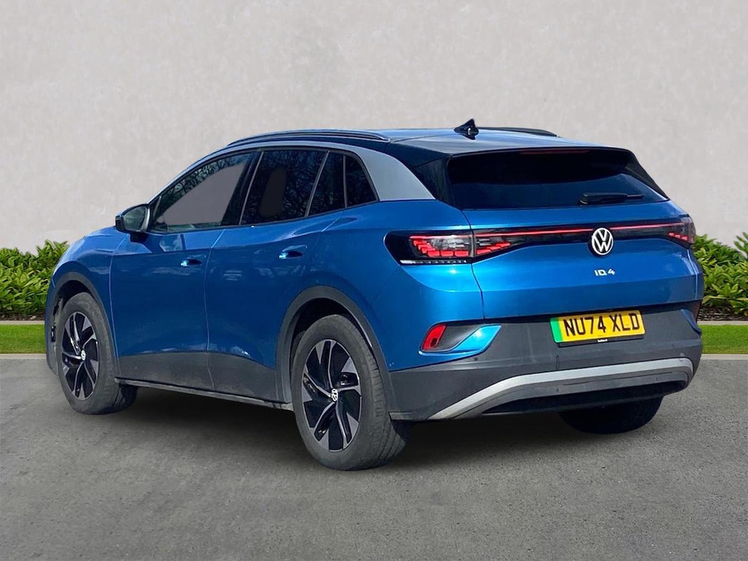 Used Volkswagen ID.4 2024 for sale - 78194774: Photo 2