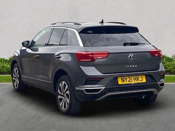 Used Volkswagen T-Roc 2021 for sale - 75505209: Photo