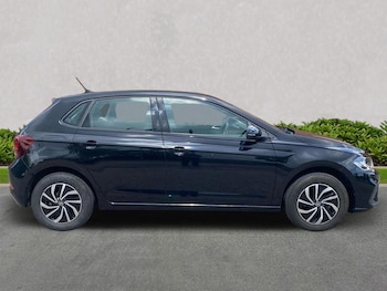 Used Volkswagen Polo 2023 for sale - 75505276: Photo
