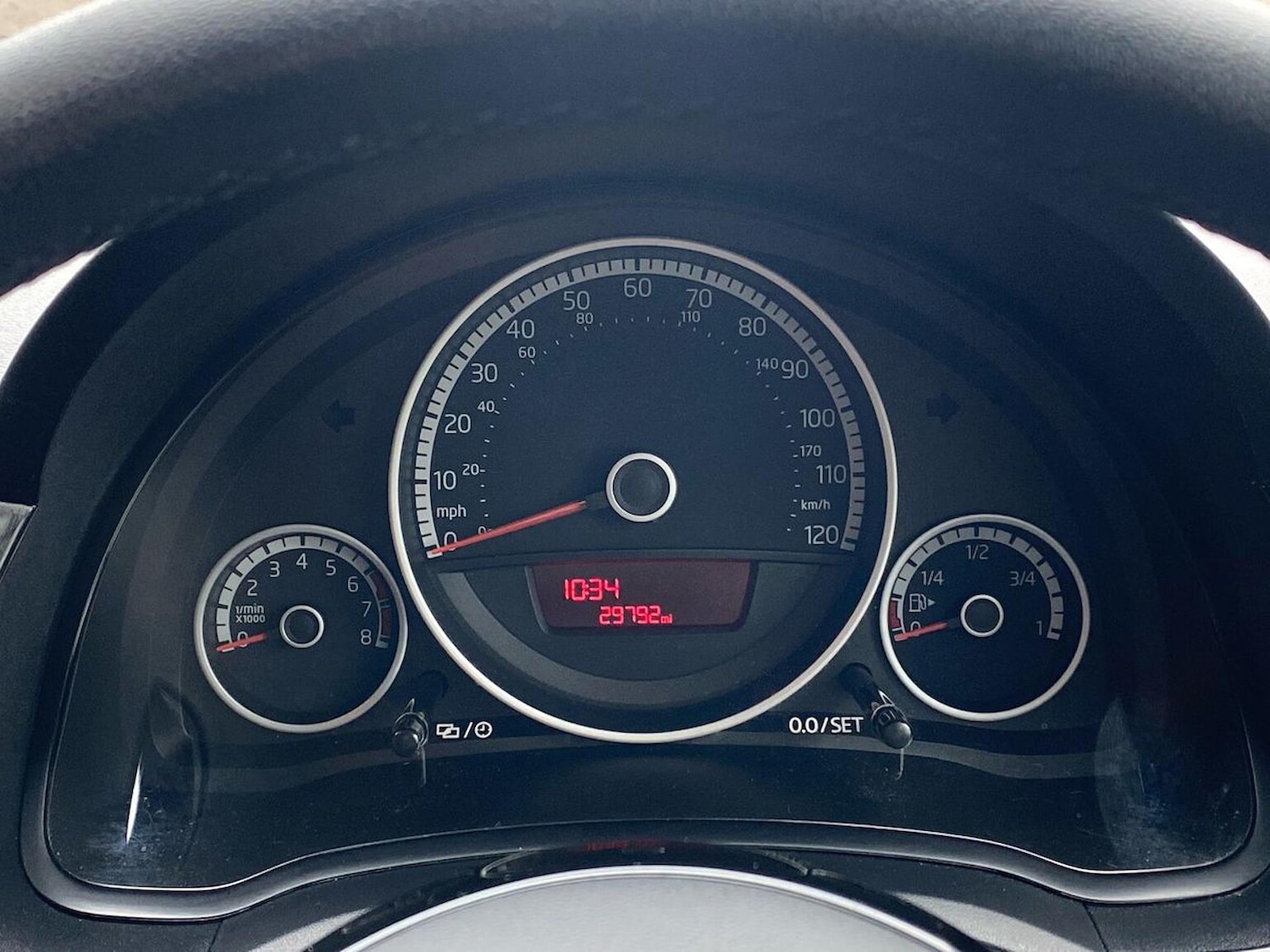 Used Volkswagen up! 2014 for sale - 76682578: Photo 10