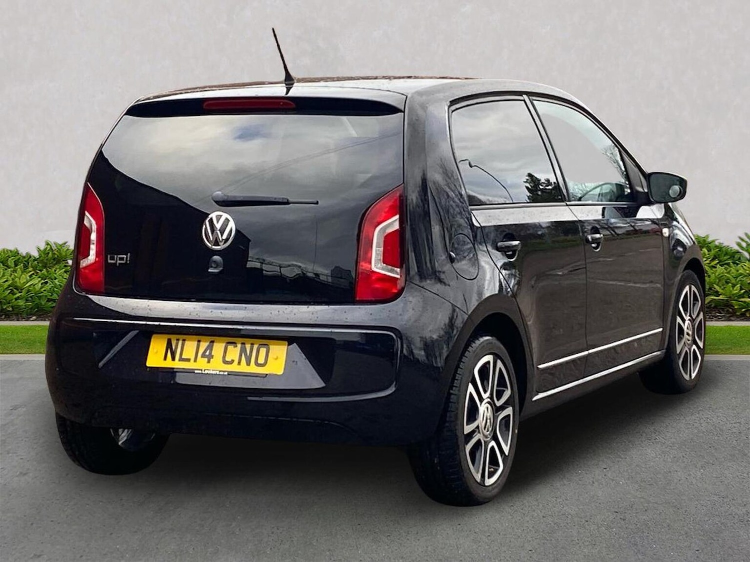 Used Volkswagen up! 2014 for sale - 76682578: Photo 18