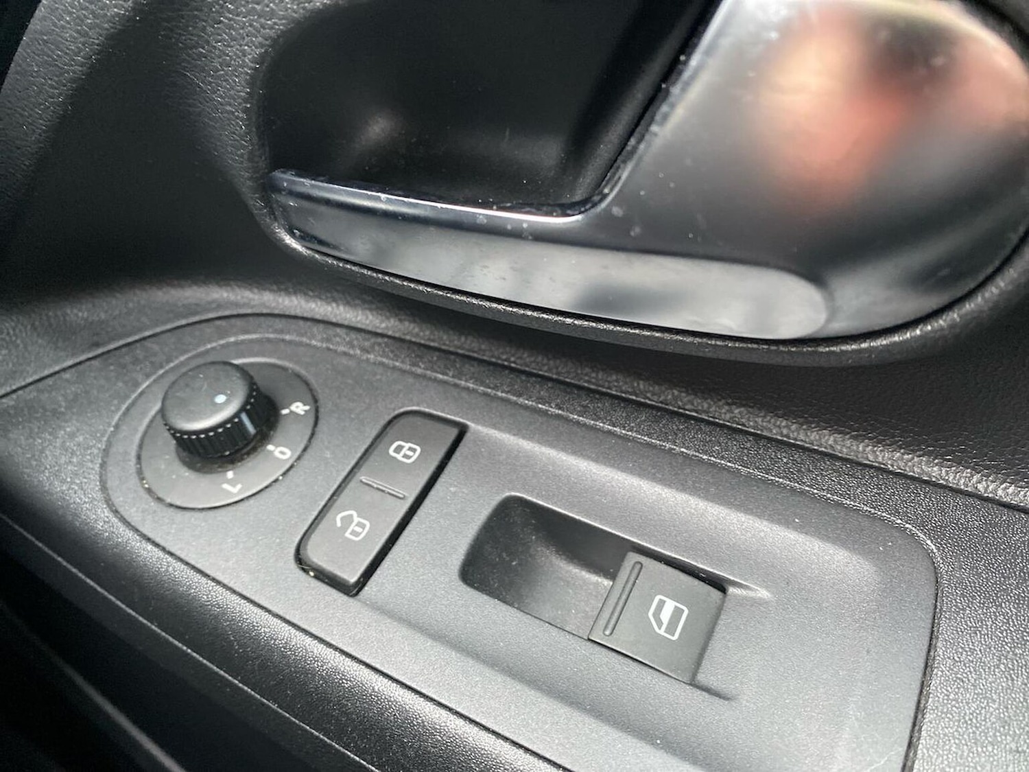 Used Volkswagen up! 2014 for sale - 76682578: Photo 21