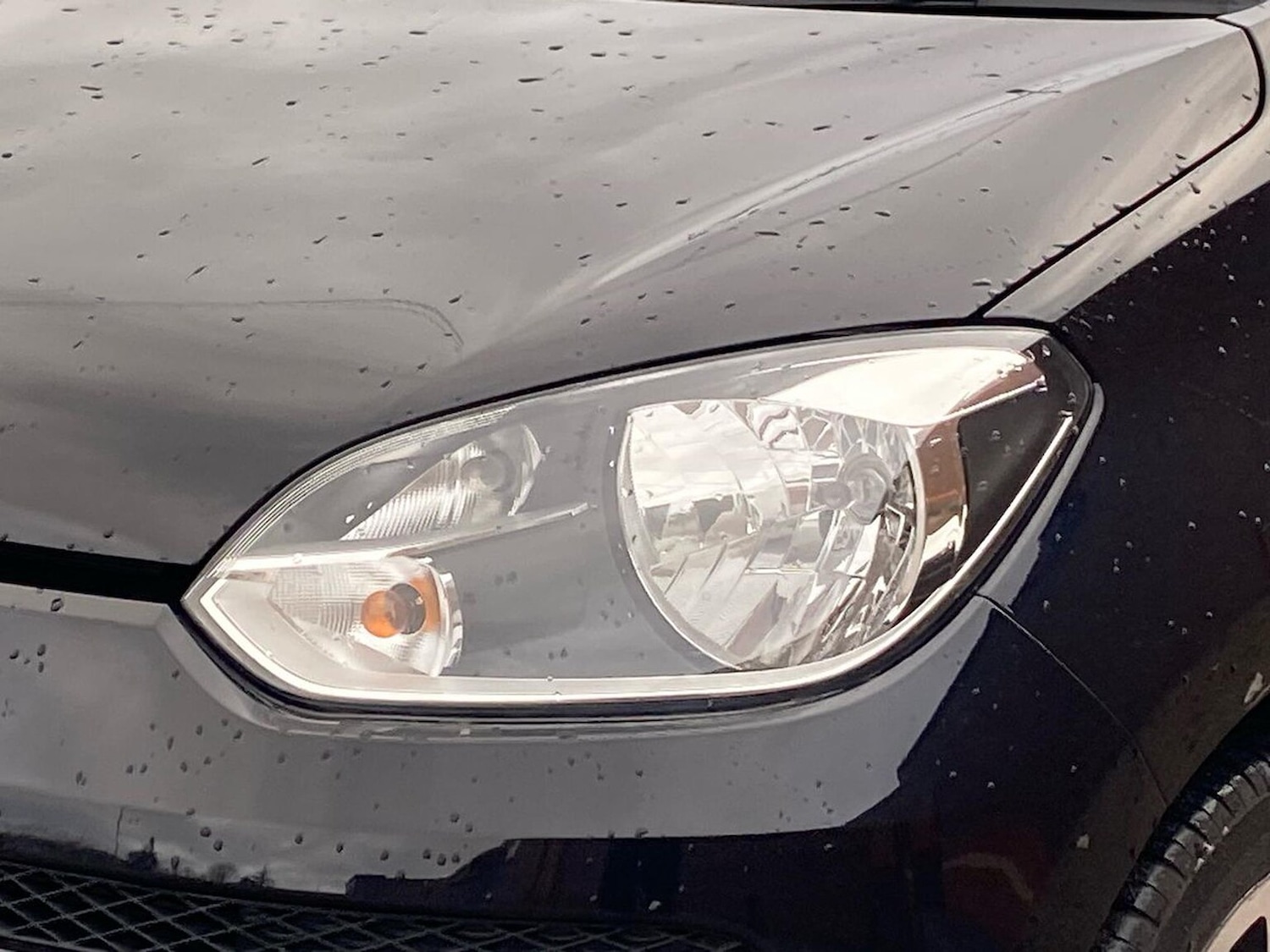 Used Volkswagen up! 2014 for sale - 76682578: Photo 28