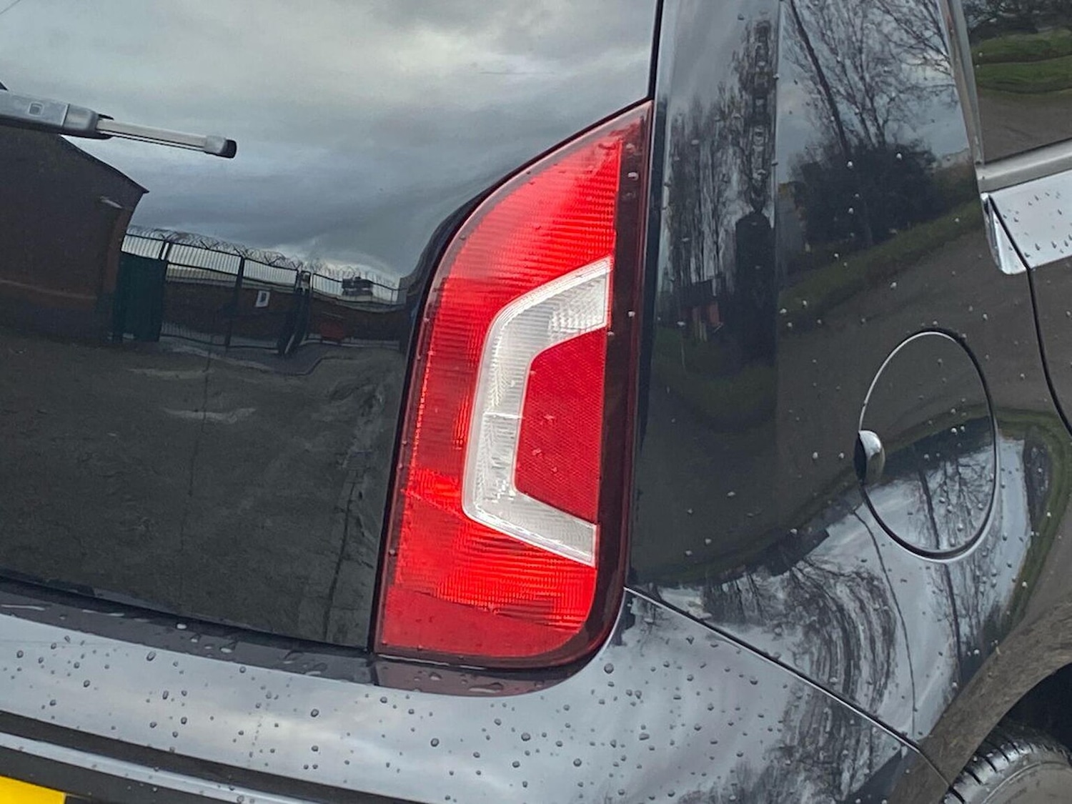 Used Volkswagen up! 2014 for sale - 76682578: Photo 30