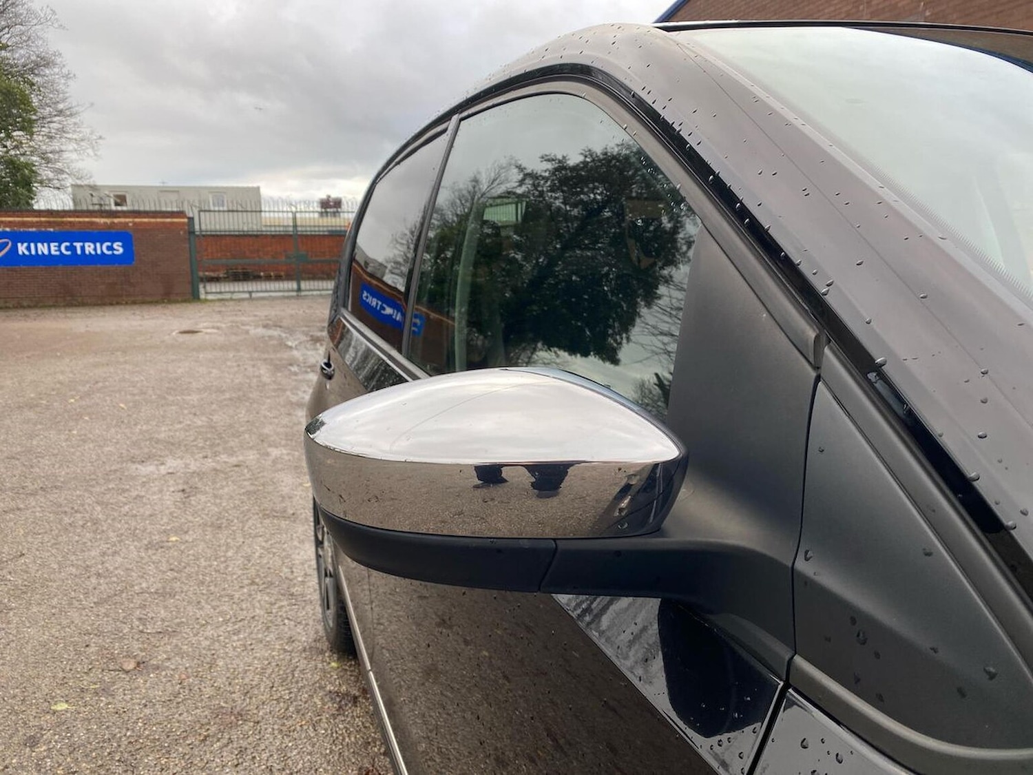 Used Volkswagen up! 2014 for sale - 76682578: Photo 32