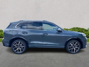 Used Volkswagen Tiguan 2025 for sale - 75505200: Photo