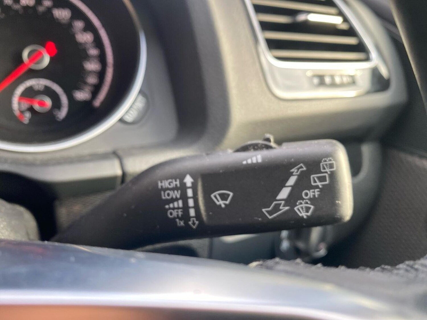 Used Volkswagen Scirocco 2017 for sale - 76762423: Photo 28