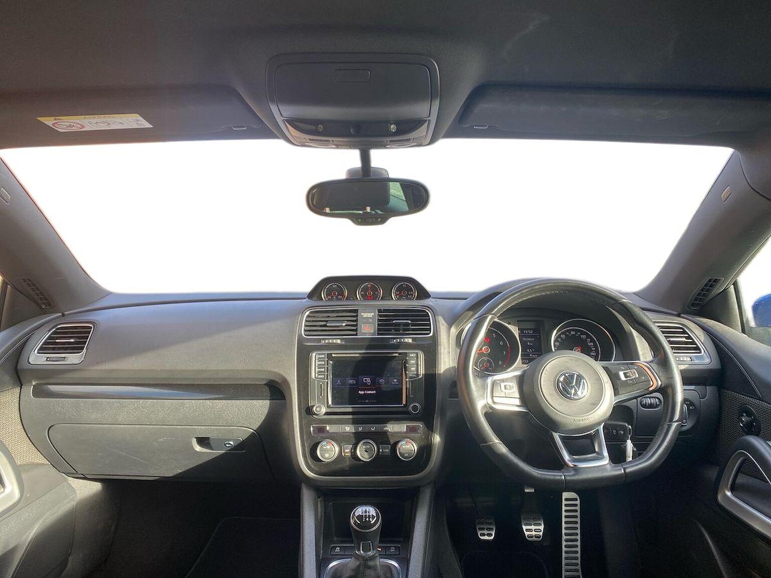 Used Volkswagen Scirocco 2017 for sale - 76762423: Photo 8