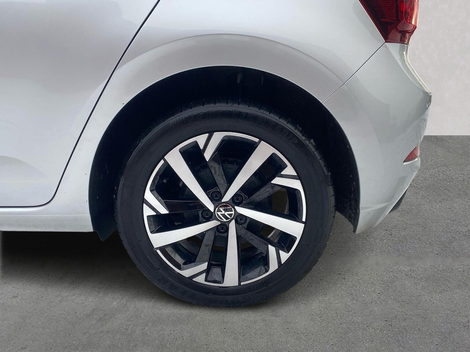 Used Volkswagen Polo 2024 for sale - 78053554: Photo 6