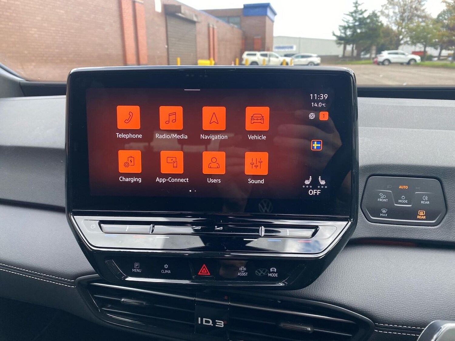 Used Volkswagen ID.3 2023 for sale - 76257806: Photo 25