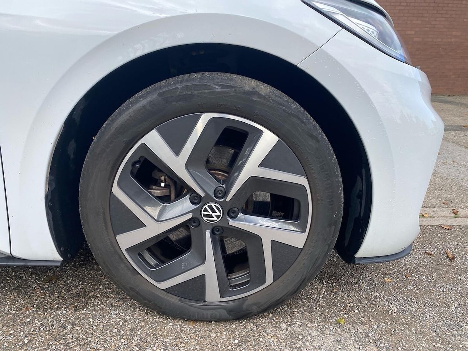 Used Volkswagen ID.3 2023 for sale - 76257806: Photo 6