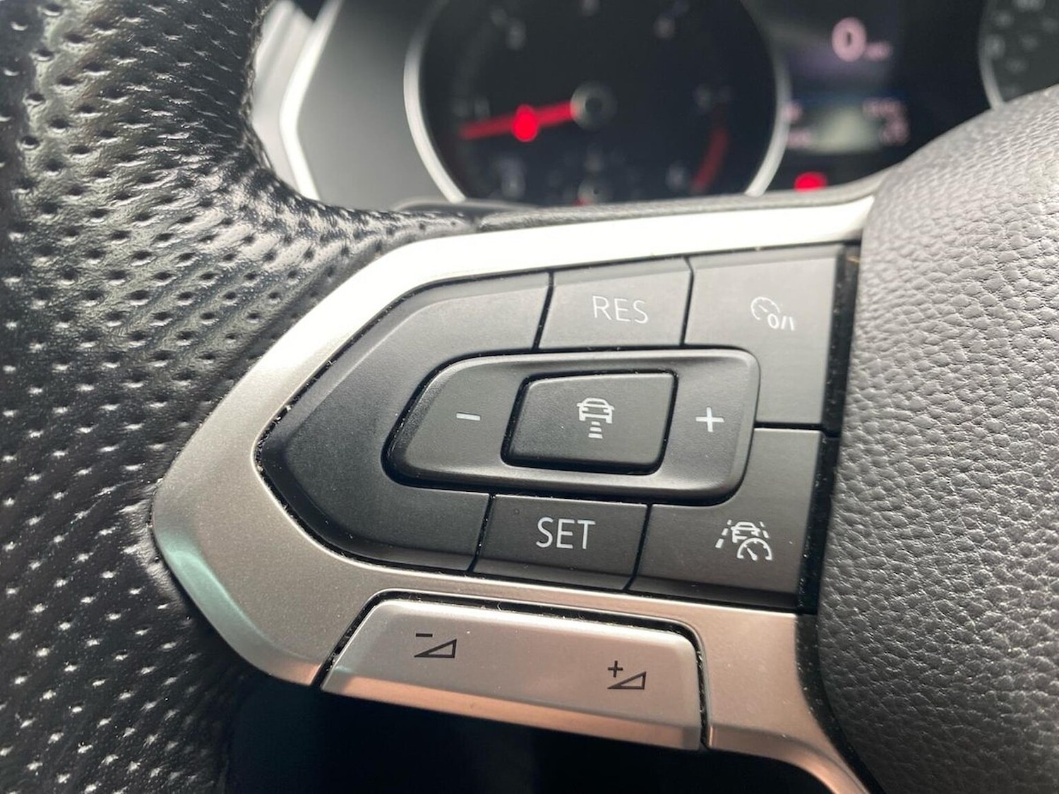 Used Volkswagen Passat 2020 for sale - 76618528: Photo 27