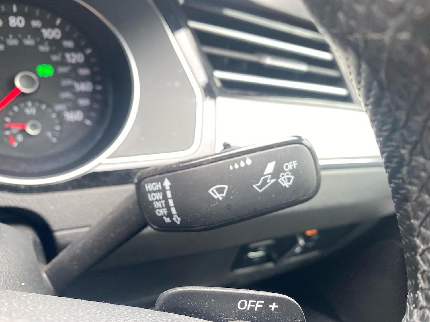 Used Volkswagen Passat 2020 for sale - 76618528: Photo 28