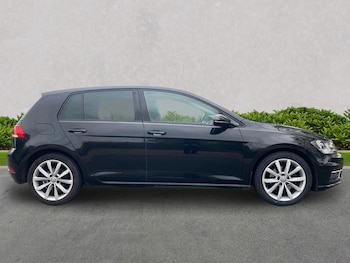 Used Volkswagen Golf 2019 for sale - 78427758: Photo