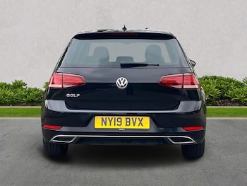 Used Volkswagen Golf 2019 for sale - 78427758: Photo