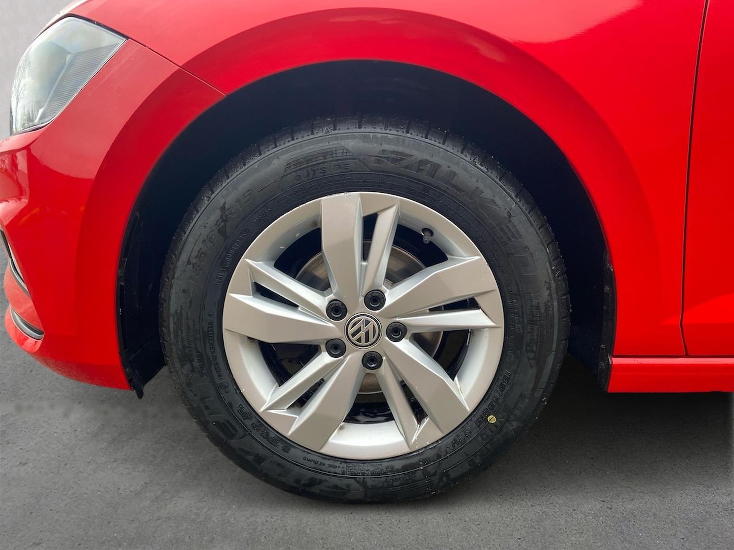 Used Volkswagen Polo 2018 for sale - 76770082: Photo 6