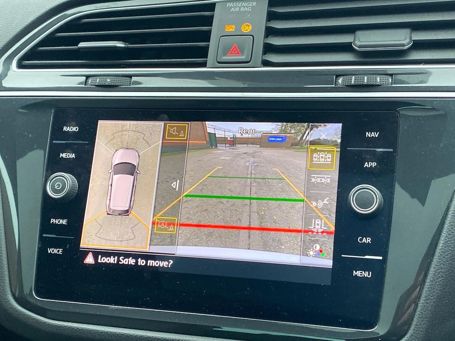 Used Volkswagen Tiguan 2020 for sale - 76920123: Photo 23