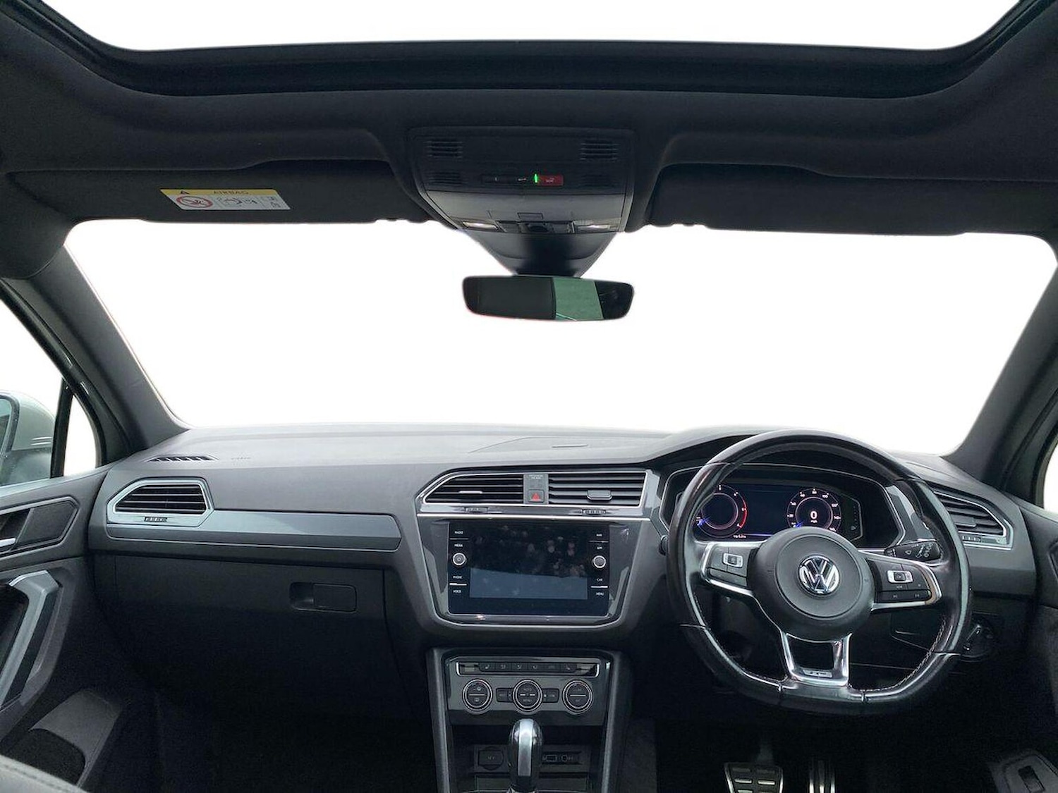 Used Volkswagen Tiguan 2020 for sale - 76920123: Photo 8