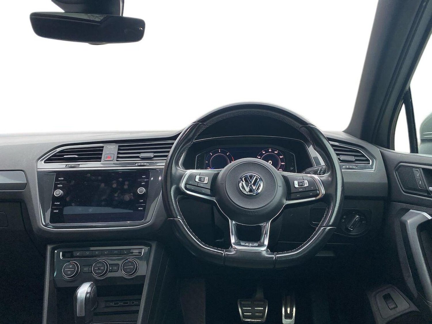 Used Volkswagen Tiguan 2020 for sale - 76920123: Photo 9