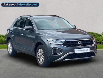 Used Volkswagen T-Roc 2023 for sale - 75505451: Photo