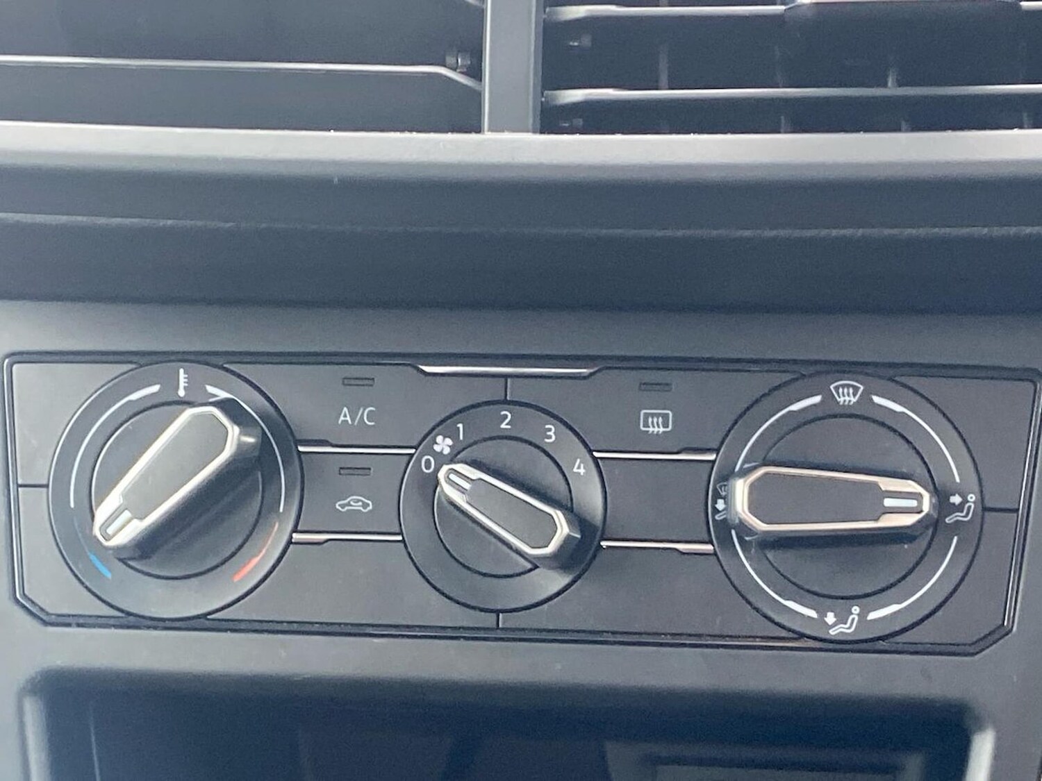 Used Volkswagen Polo 2024 for sale - 78195076: Photo 12