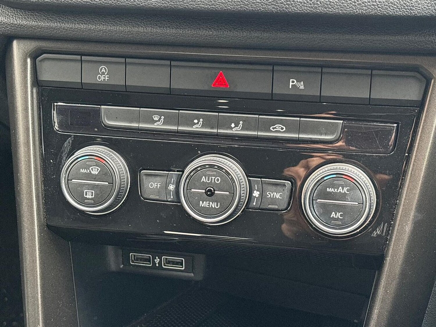 Used Volkswagen T-Roc 2019 for sale - 76275164: Photo 12