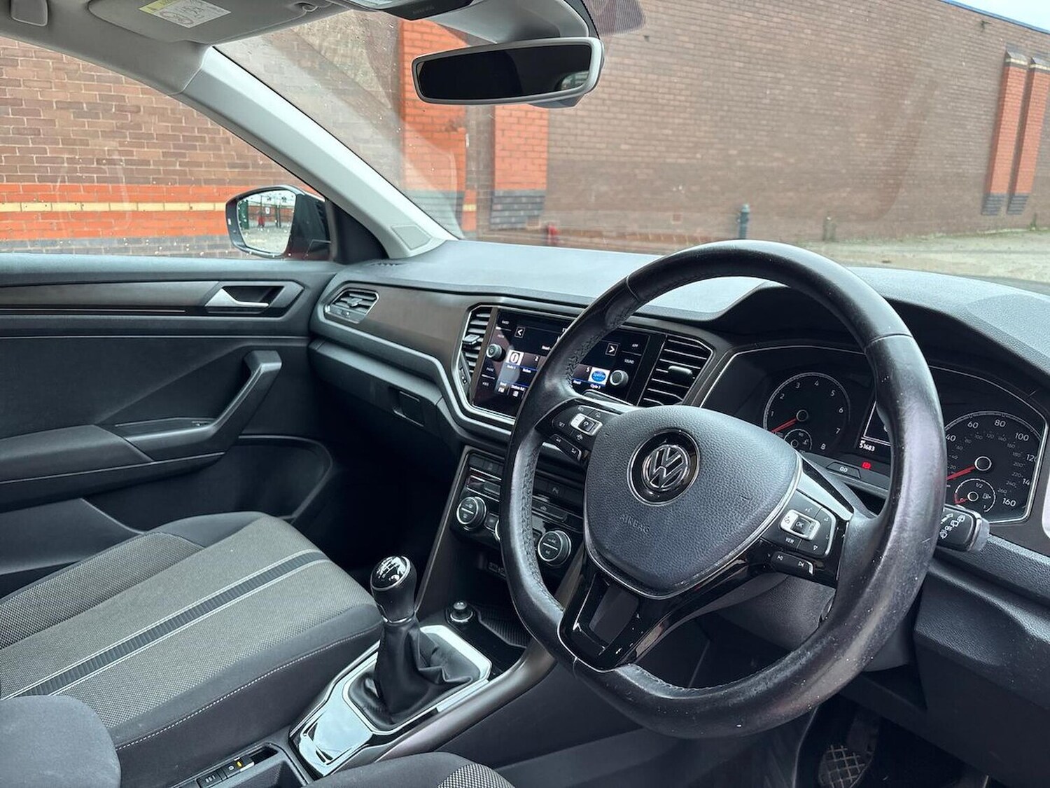 Used Volkswagen T-Roc 2019 for sale - 76275164: Photo 15