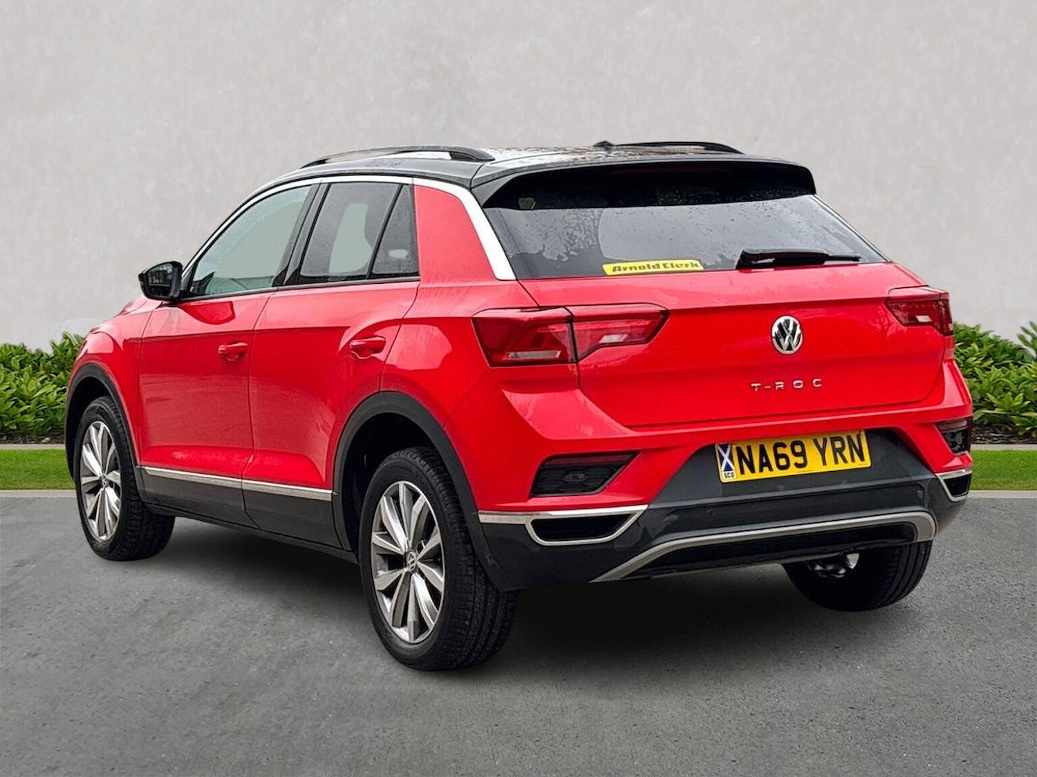 Used Volkswagen T-Roc 2019 for sale - 76275164: Photo 2