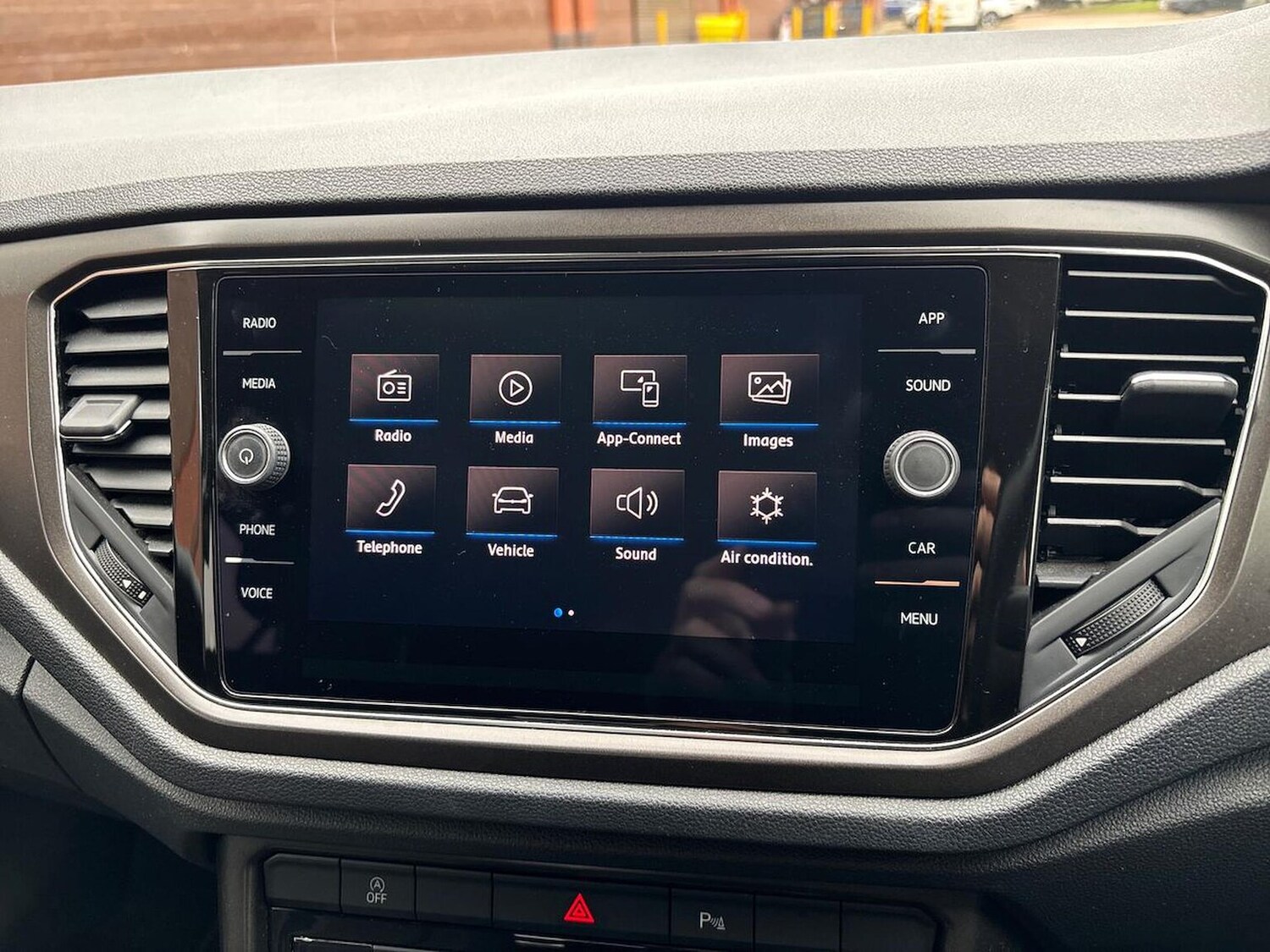 Used Volkswagen T-Roc 2019 for sale - 76275164: Photo 23